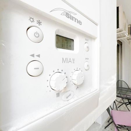 Sokos Residence, 5' Walk From Acropolis Museum 아테네 외부 사진